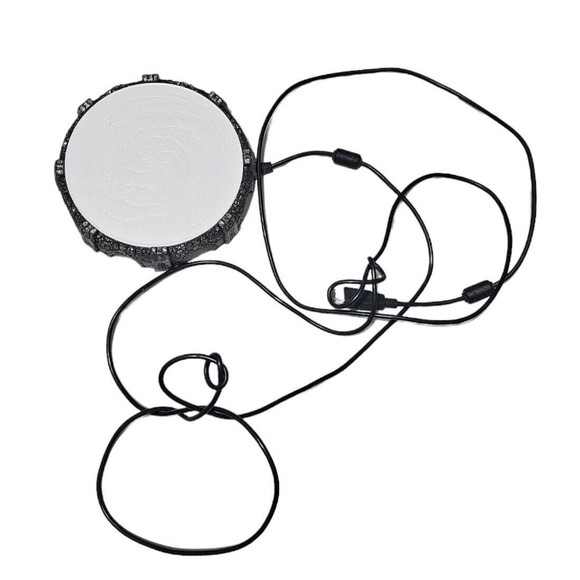 Skylanders Set, 23 characters, skylander portal, bag included as shown. - Picture 2 of 7